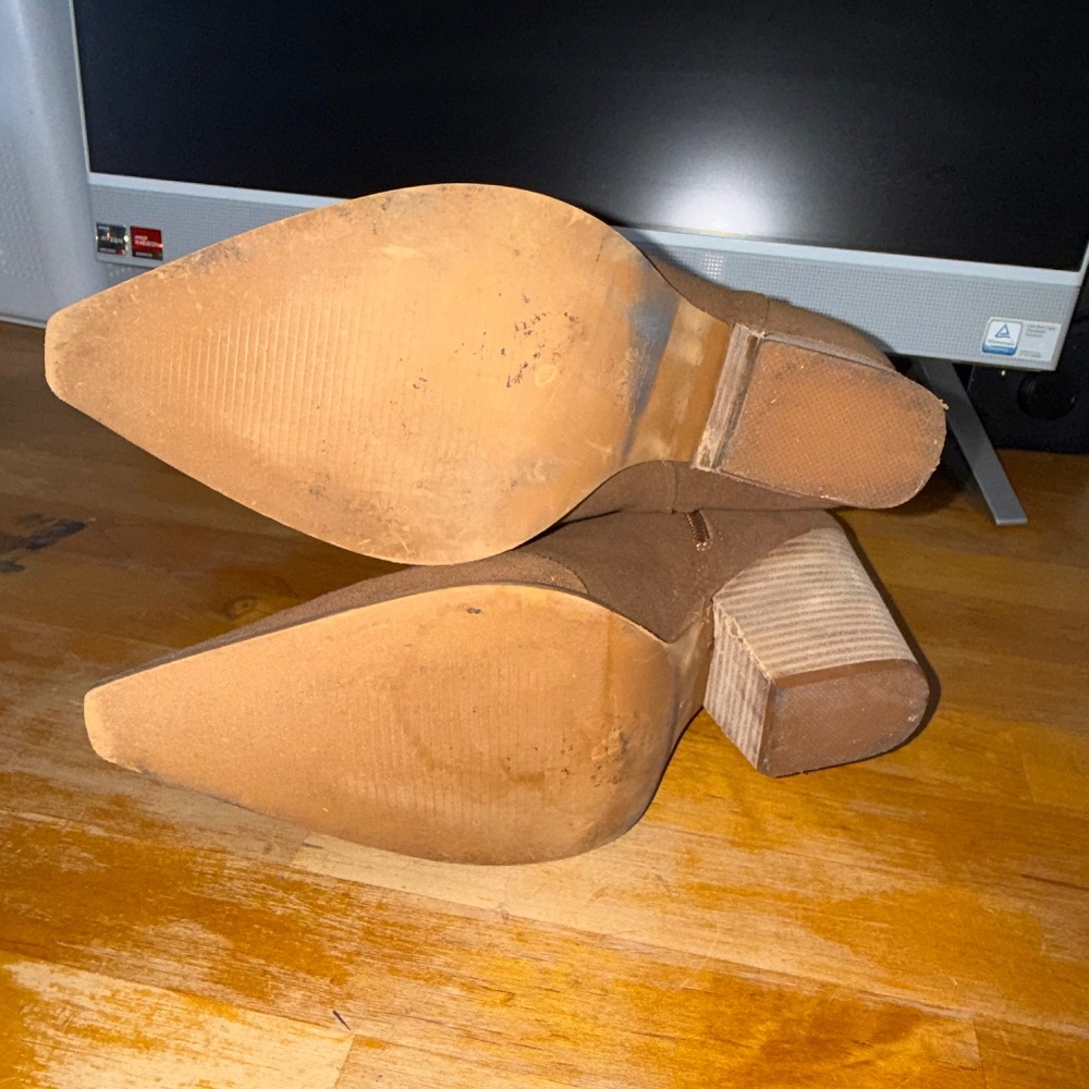 Oasis Society The Ariella - Brown/Tan Western Short Boots - Picture 8 of 11